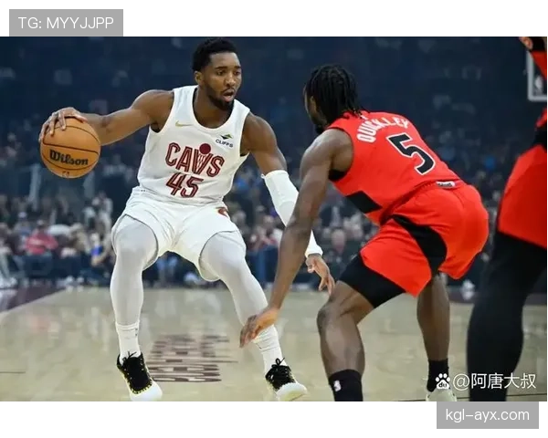 巴恩斯挡拆对位内线，传球创造较上季更多空位