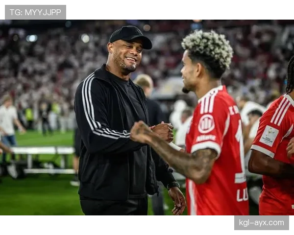 孔帕尼赛场上铁人形象，私下竟然这么讲究生活？太反差了吧！